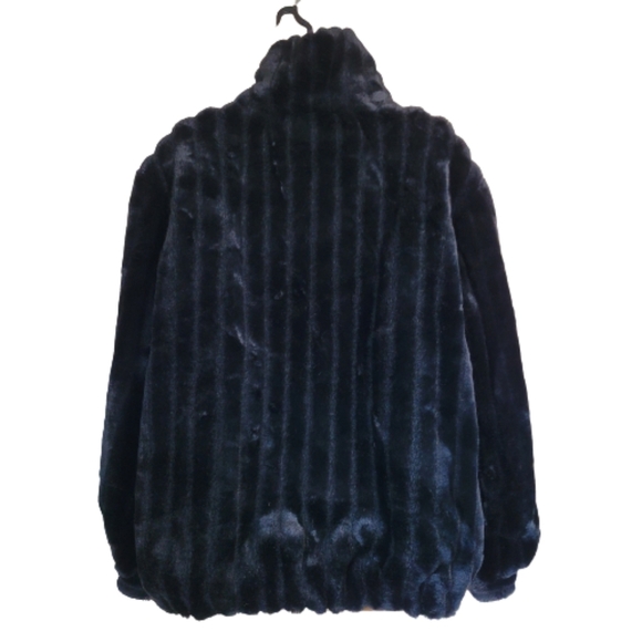 Gallery Black Reversible Grooved Faux Fur Zip-Up Jacket Size Women's Large - Picture 2 of 14